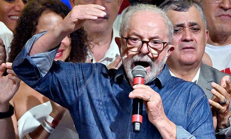 Luiz Incio Lula da Silva (PT), presidente eleito, durante discurso da vitria 