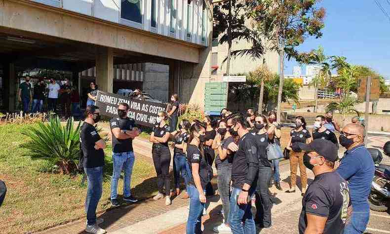 Servidores da polcia protestaram em Uberlndia, no Tringulo Mineiro(foto: Divulgao)