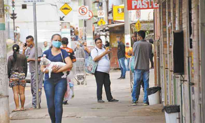 Comrcio de Nova Lima: cidade viu alta de casos de contaminao de 164 para 255 no comeo deste ms (foto: Juarez Rodrigues/EM/D.A PRESS %u2013 21/5/20 )