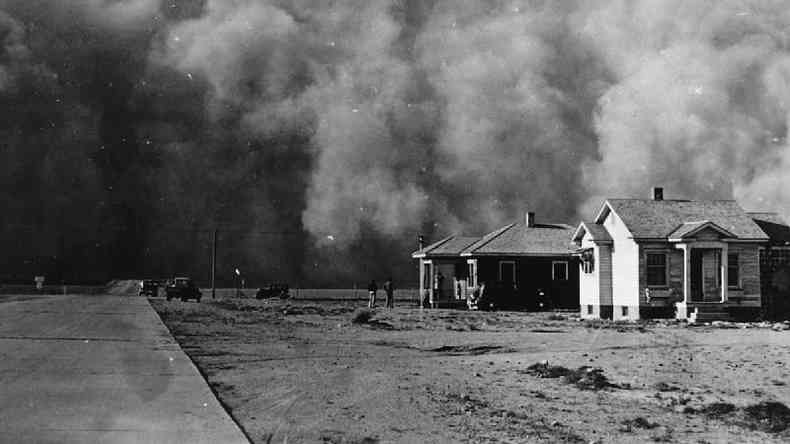 Tempestade de poeira ocorrida em Oklahoma (EUA) nos anos 1930
