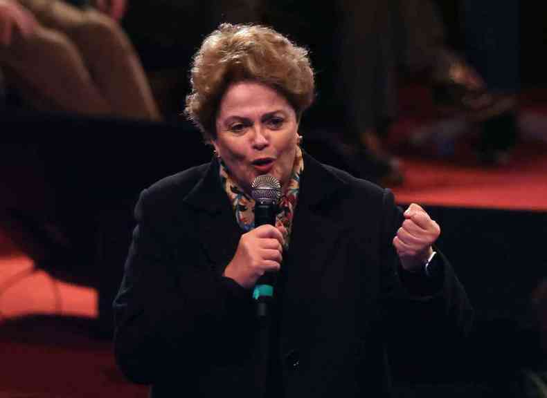 Justia arquivou processo contra Dilma, acusada de obstruo da Justia