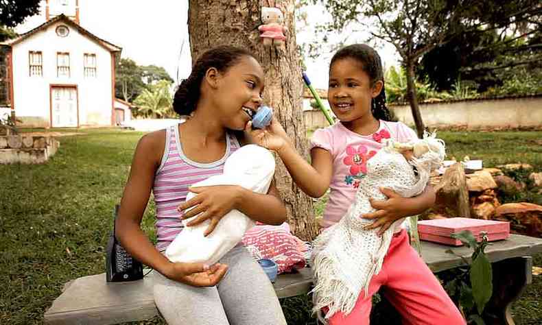 Territrio do brincar, que estreia neste sbado, s 12h10, na TV Cultura, retrata a cultura da infncia de comunidades rurais, indgenas, quilombolas e dos sertes (foto: TV cultura/divulgao)