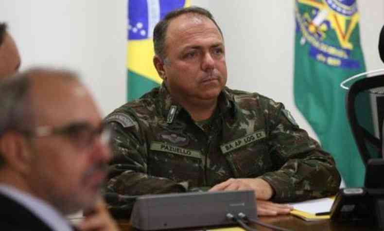 Valter Campanato/Agncia Brsil(foto: Sob o comando do interino Eduardo Pazuello, que  militar, Ministrio da Sade alterou forma de divulgao das estatsticas)