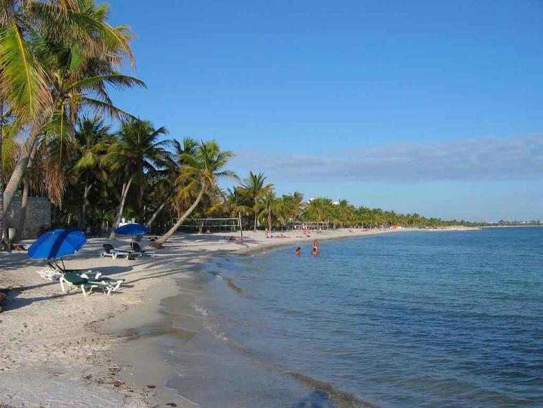 Beach in the Florida Keys (photo: Picryl) Florida Keys