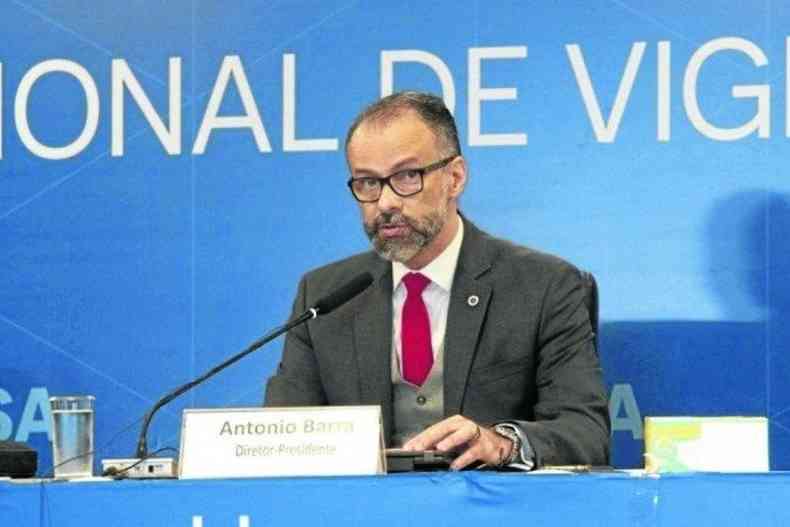 Na foto, o presidente da Anvisa, Antnio Barra Torres. rgo rebate acusaes de que teria espalhado fake news intencionalmente sobre o imunizante (foto: Anvisa/Divulgao)