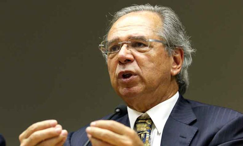 O ministro Paulo Guedes pediu desculpas pela generalização. Mas o episódio deu munição para os que querem torpedear qualquer transformação no Estado brasileiro(foto: Fabio Rodrigues Pozzebom/Agência Brasil - 18/12/19) O ministro Paulo Guedes pediu desculpas pela generalização. Mas o episódio deu munição para os que querem torpedear qualquer transformação no Estado brasileiro(foto: Fabio Rodrigues Pozzebom/Agência Brasil - 18/12/19)