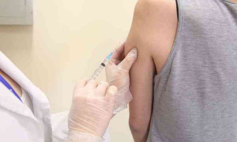 Vacina  esperada para acabar com a pandemia(foto: Carol Morena/CCS Medicina/UFMG)