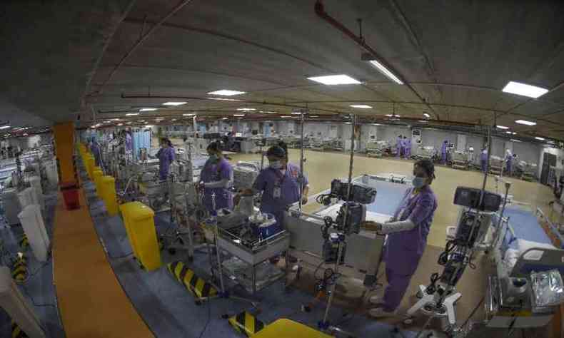 Hospital recm-inaugurado na ndia para enfrentar a pandemia de coronavrus(foto: Mazen Mahdi / AFP)