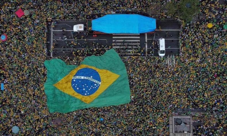 Avenida Paulista, em So Paulo, nas manifestaes do Bicentenrio da Independncia