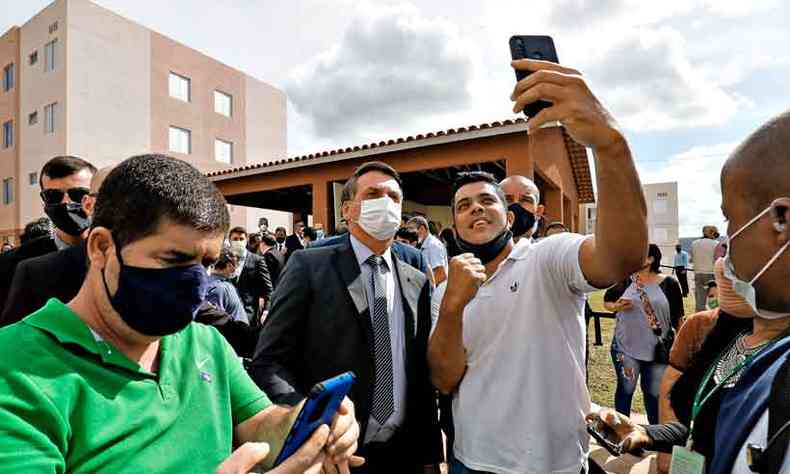 Bolsonaro segue com sua poltica negacionista, apesar do avano da pandemia(foto: Alan Santos/PR)
