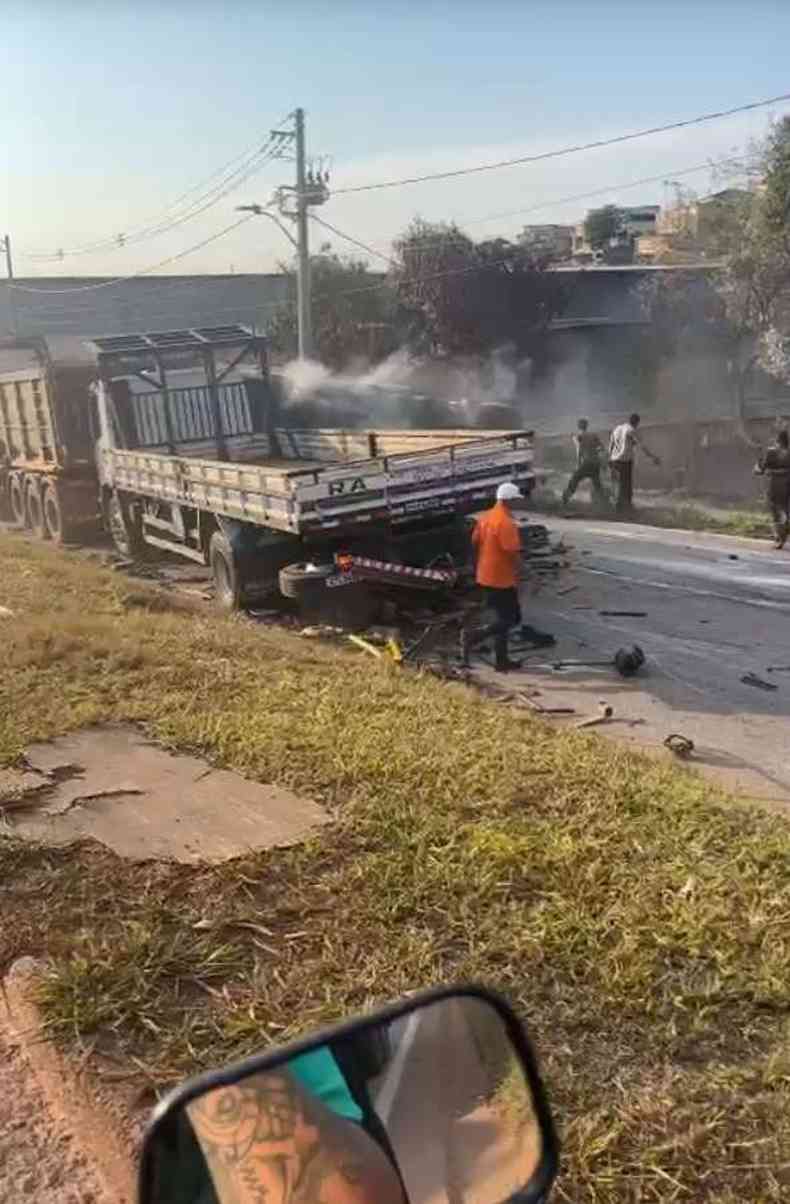 Acidente aconteceu na marginal do Anel Rodovirio