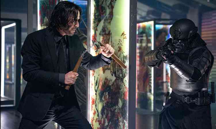 Keanu Reeves promete 'violência em carne e osso' no filme 'John