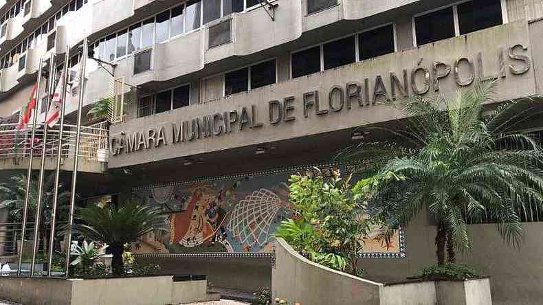 Imagem mostra prdio onde funciona a Cmara Municipal de Florianpolis, onde a vereadora foi assediada