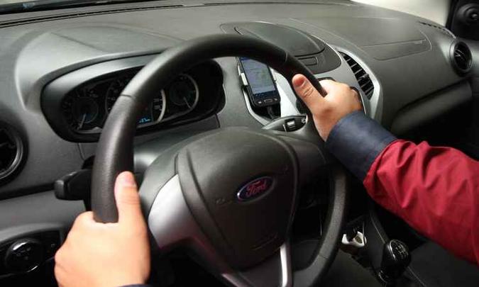 Decreto estipula uma série de obrigações para as empresas e motoristas, mas vigência está suspensa em caráter liminar(foto: Edésio Ferreira/EM/D.A PRESS - 10/02/2017) Decreto estipula uma série de obrigações para as empresas e motoristas, mas vigência está suspensa em caráter liminar(foto: Edésio Ferreira/EM/D.A PRESS - 10/02/2017)