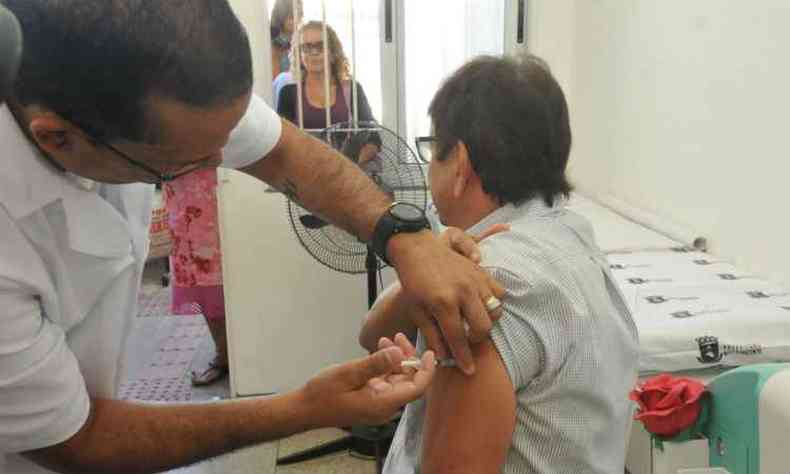 No prximo sbado, Prefeitura de Belo Horizonte vai intensificar a vacinao. Postos de sade sero abertos para a populao(foto: Jair Amaral/EM/D.A Press.)