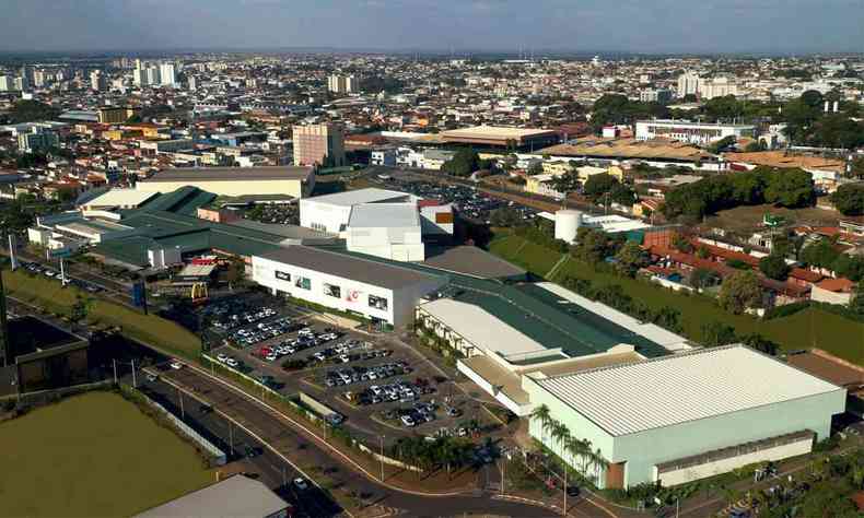 Shopping Uberaba possui 31 mil m² de Área Bruta Locável (ABL)