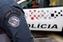 Filho  ferido por pai com vaso sanitrio
