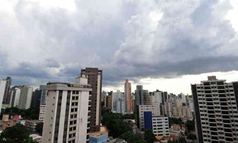 Temporal deve atingir Belo Horizonte no fim da tarde e incio da noite(foto: Gladyston Rodrigues/EM/D.A.Press)