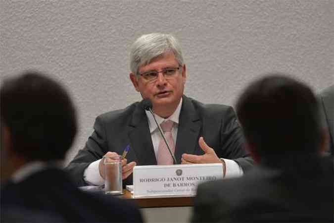 O procurador-geral da Repblica, Rodrigo Janot, cobra mudanas na regra(foto: Wilson Dias/ABR )