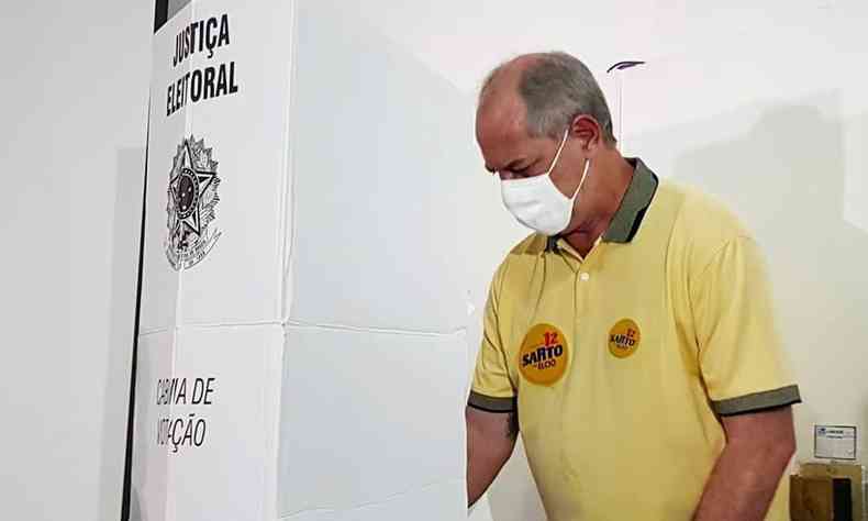 Ciro Gomes vota em Fortaleza, Cear(foto: Reproduo/Twitter)