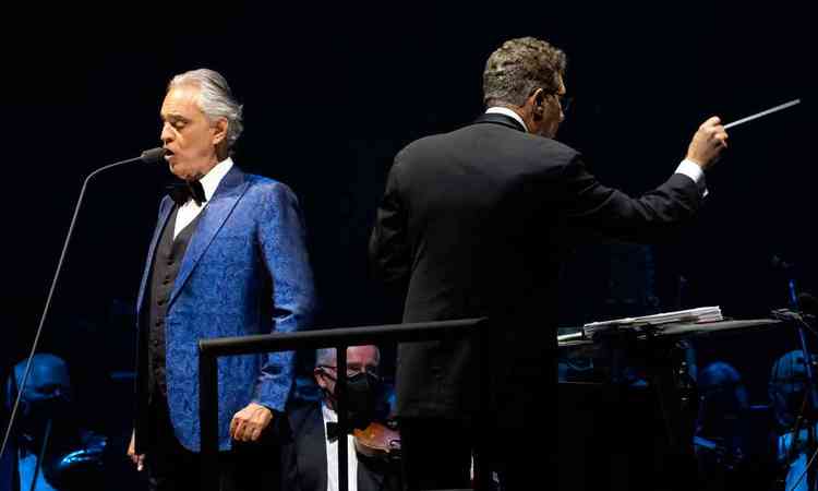 Tenor italiano Andrea Bocelli  