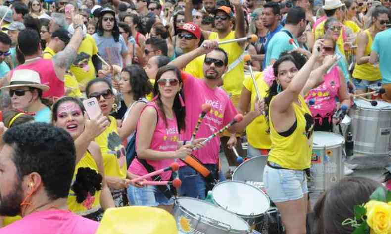 Ensaio do bloco Beio do Wando: 49% dos brasileiros planejam seguir desfiles nas ruas(foto: Paulo Filgueiras/EM?DA Press)