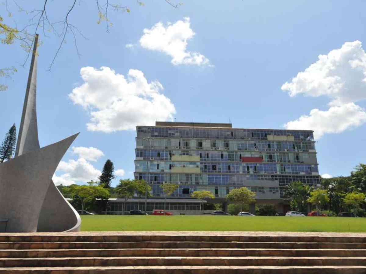 Notícias da UFMG - Direito da UFMG está entre os melhores cursos