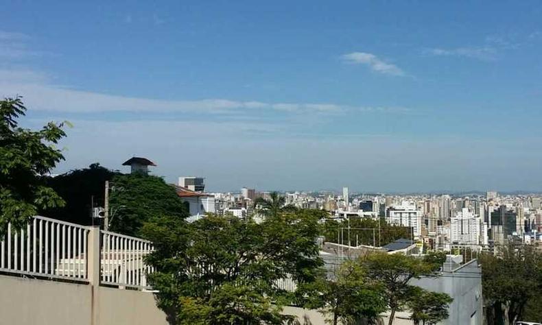 Belo Horizonte amanheceu com céu claro(foto: Edesio Ferreira/EM/D.A. Press) Belo Horizonte amanheceu com céu claro(foto: Edesio Ferreira/EM/D.A. Press)