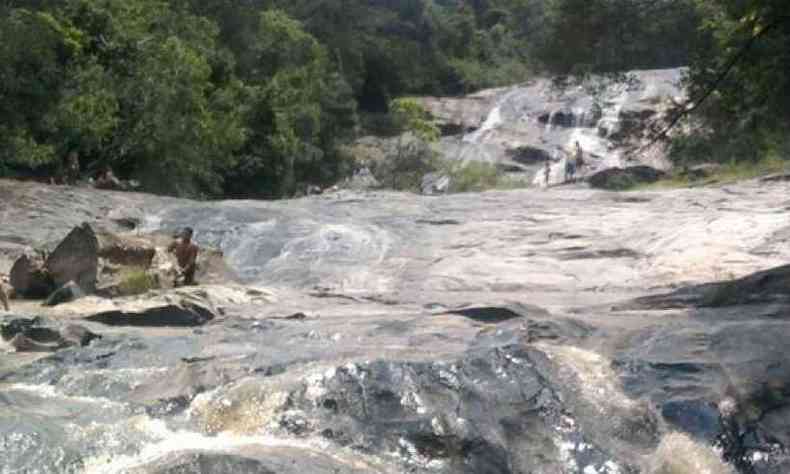 O acidente aconteceu na Cachoeira das Lajes(foto: Prefeitura de Taquarau de Minas / Divulgao)