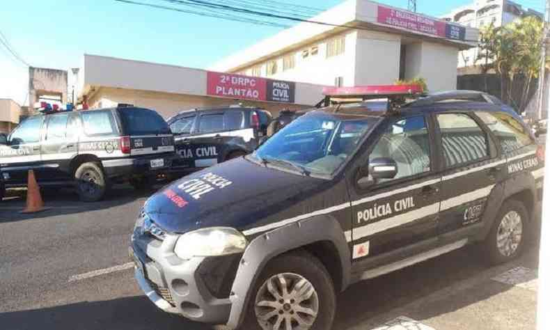 Suspeito de estupro em Pernambuco foi levado para a Delegacia de Arax onde aguarda transferncia