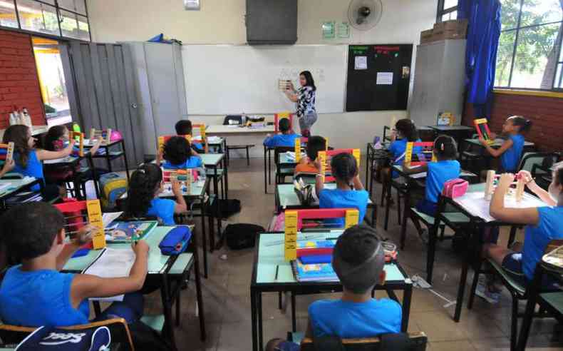 Representantes das escolas particulares cobram mais dilogo por parte da Prefeitura de Belo Horizonte(foto: Alexandre Guzanshe/EM/D.A Press)