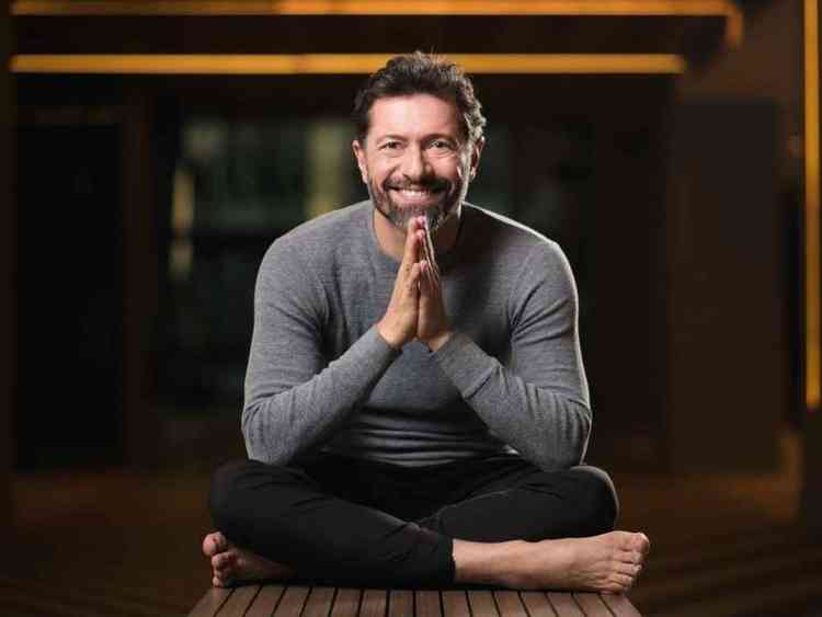 O professor de yoga, quiroprata e terapeuta natural, Francisco Kaiut