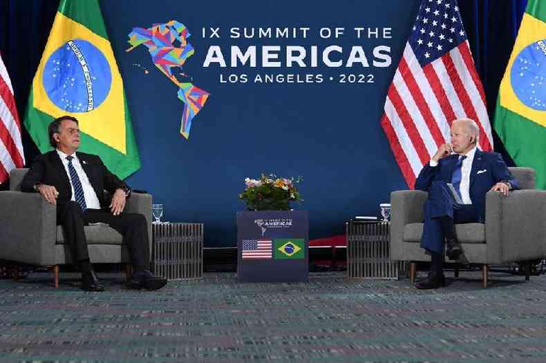 Bolsonaro e Joe Biden na Cpula das Amricas em 2022