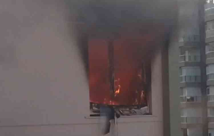 Incndio no apartamento de Z Celso