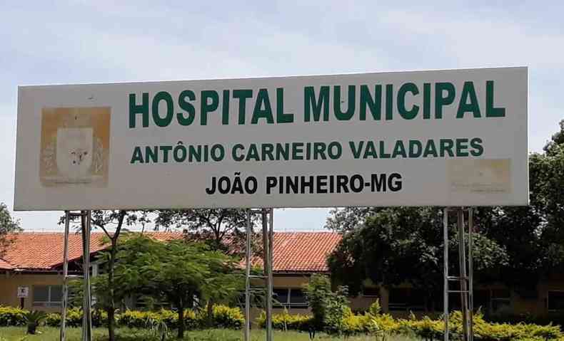 Placa do Hospital Municipal de Joo Pinheiro