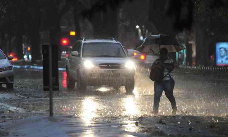 Chuvas sero as grandes responsveis por alvio nas temperaturas(foto: Tlio Santos/EM/D.A. Press)