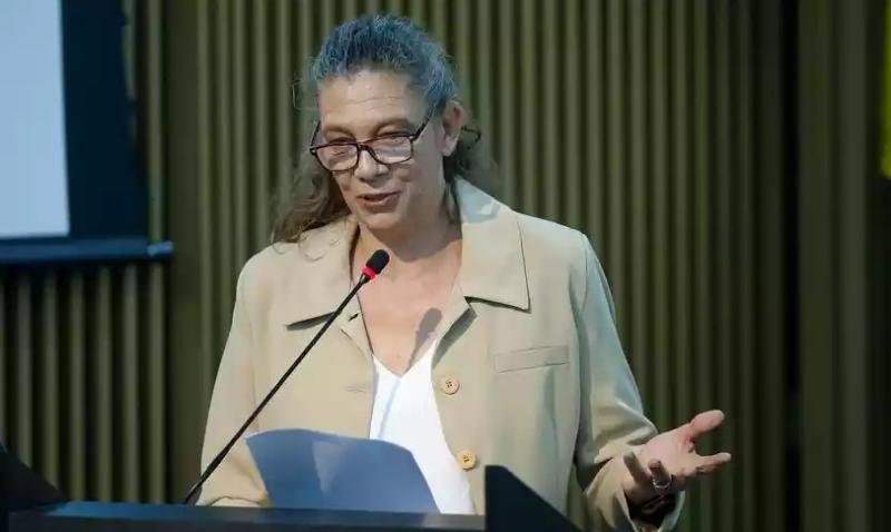 Ana Moser diz ver 'abandono do esporte' com sua demissão de Ministério 1 image