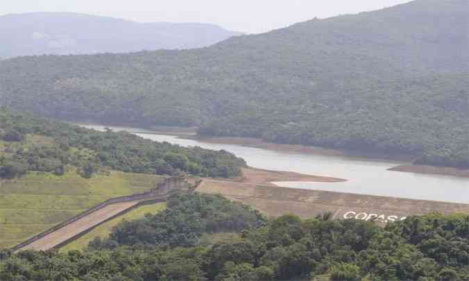 Barragem da represa Rio Manso para captao de gua da Copasa, em Brumadinho(foto: Beto Magalhes/EM/D. A. Press)