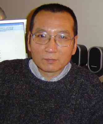 Liu Xiaobo aparece aqui em foto de 2005; dissidente continua detido(foto: CHINA OUT AFP PHOTO / FILES )