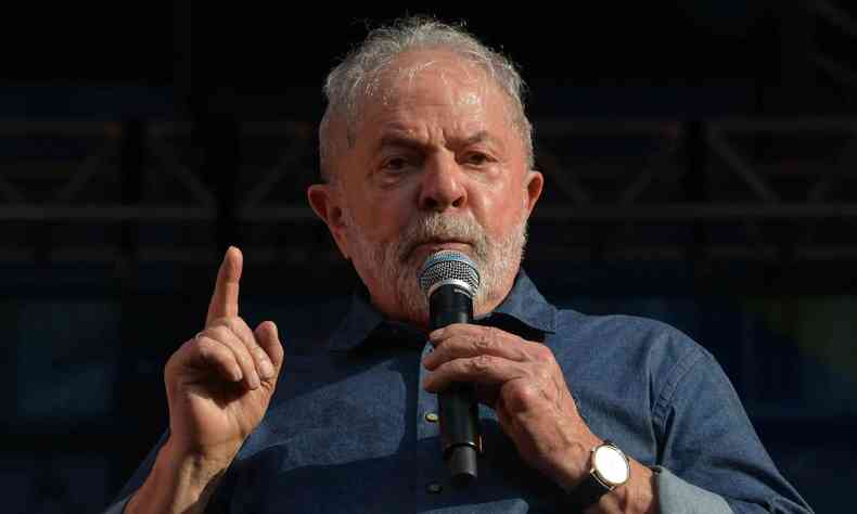 Ex-presidente Lula durante discurso 