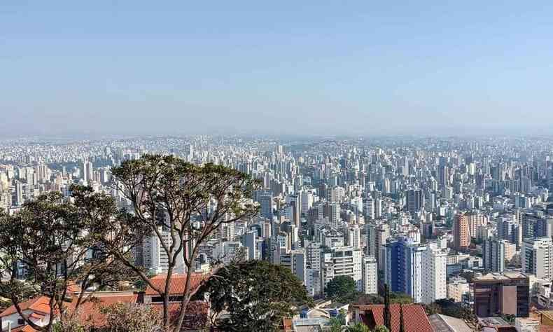 Vista area de Belo Horizonte vista do alto do Mangabeiras nesta segunda-feira, 29 de agosto. 
