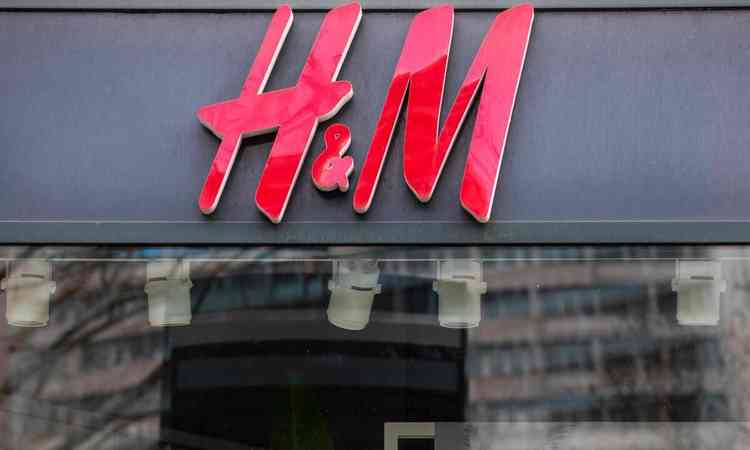 Imagem da fachada da loja da H&M