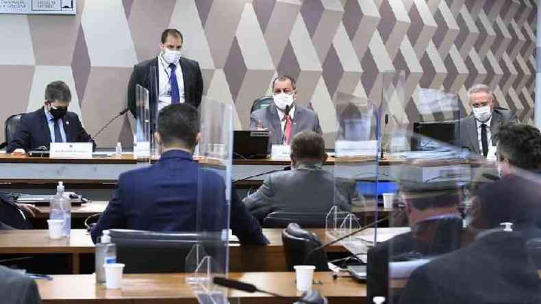 Comisso Parlamentar de Inqurito aprovou a convocao de nove governadores(foto: Agncia Senado)