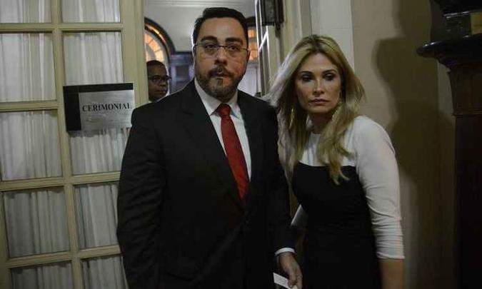 Juntos, Marcelo e Simone tiveram cerca de R$ 88 mil em rendimentos totais em dezembro, segundo o CNJ(foto: Fernando Frazão / Agência Brasil) Juntos, Marcelo e Simone tiveram cerca de R$ 88 mil em rendimentos totais em dezembro, segundo o CNJ(foto: Fernando Frazão / Agência Brasil)
