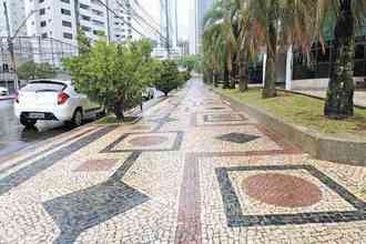 Mudanças nas calçadas de Belo Horizonte dividem opiniões  