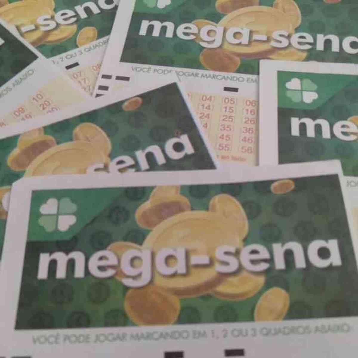 Bolão com 20 pessoas é o ganhador da Mega-Sena em Conceição do Pará -  Gerais - Estado de Minas