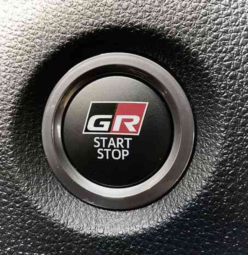 A sigla da verso est presente no boto de partida do motor(foto: Toyota/Divulgao)