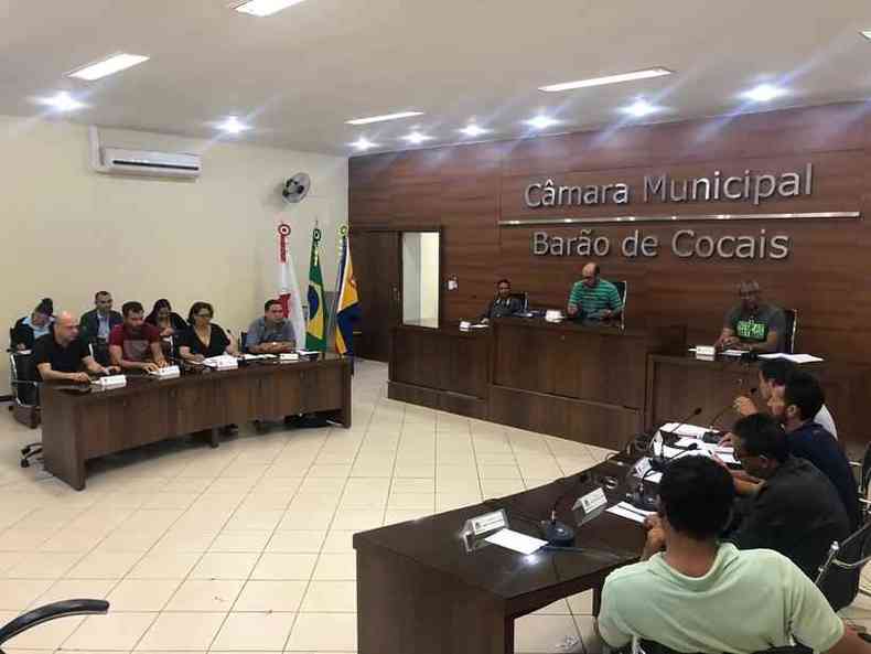 Requerimento para reajuste de 3,43% ser votado na noite desta quinta-feira no plenrio da Cmara(foto: Guilherme Assis/Dirio de Baro)