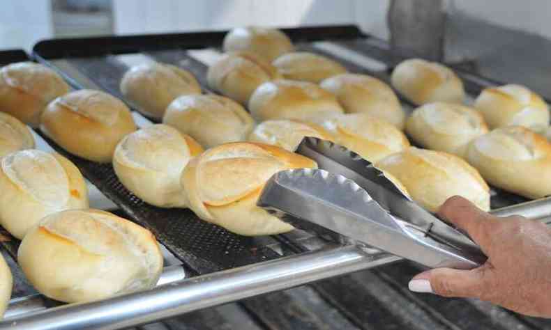Em regiões no Sul da capital, o quilo do pãozinho pode chegar a custar até R$ 19,85(foto: Gladyston Rodrigues/EM/D.A Press)