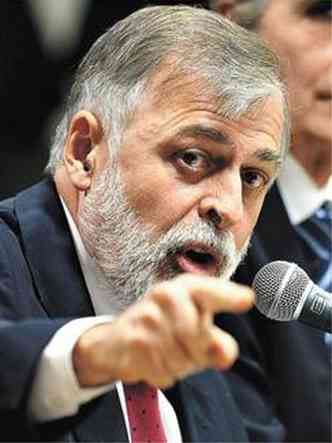 Costa, em acareao no Congresso: medida impede que ele volte a assumir cargo pblico (foto: Evaristo S/Reuters - 2/12/14)